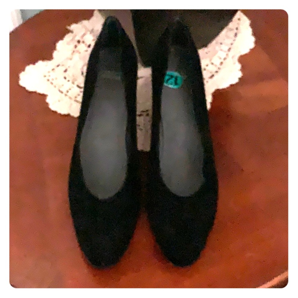 Black Suede Stuart Weitzman Classic Pump